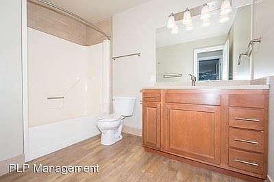 4th image of 2513 Knight Dr APT 11