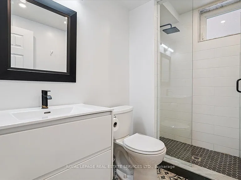 155 Hope St #LOWER — Photo 16