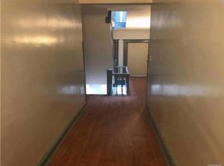 7243 67th St APT 2L, Glendale, NY 11385