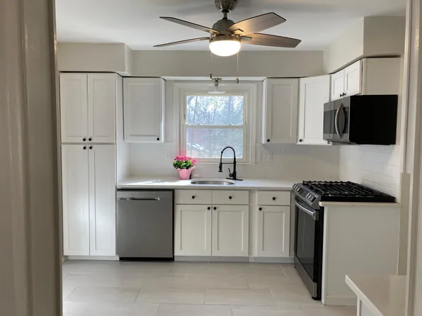 162 Railroad Ave, Pearl River, NY 10965