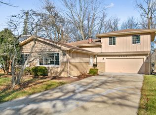 4136 Applewood Ln, Matteson, IL 60443