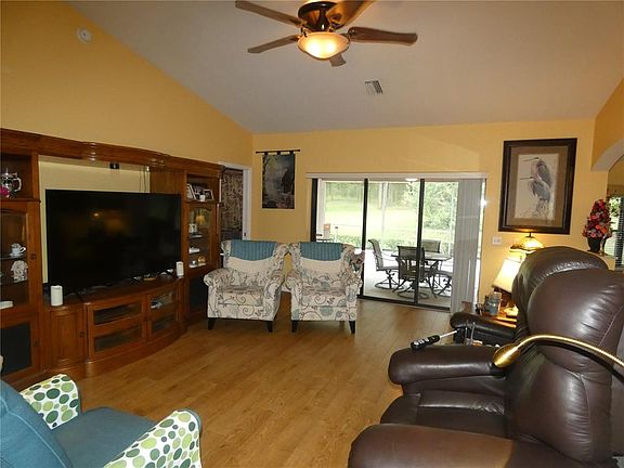 3rd image of 19443 SW 101ST PLACE ROAD
