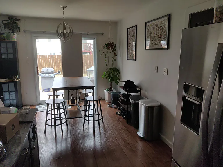919 Kane Dr — Photo 5