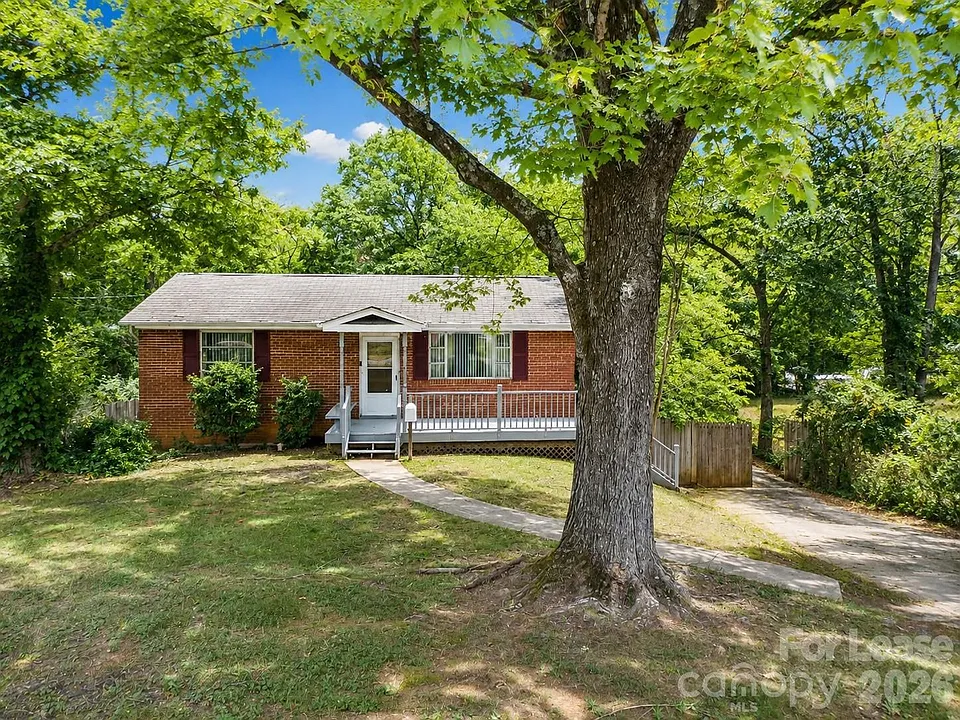 2143 Finchley Dr