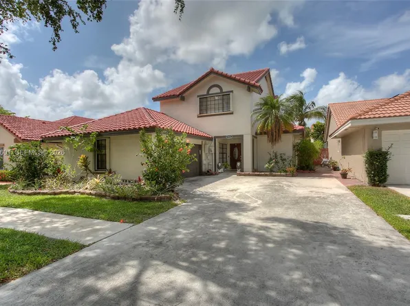 9521 NW 18th Mnr, Plantation, FL 33322
