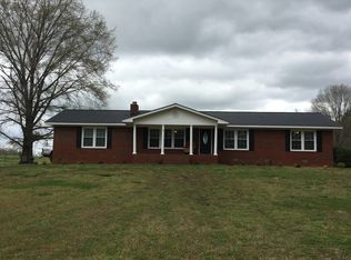 878 Erwin Hill Church Rd SE, Adairsville, GA 30103