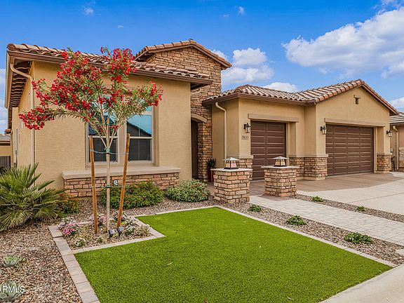 3rd image of 5633 W POSSE Drive