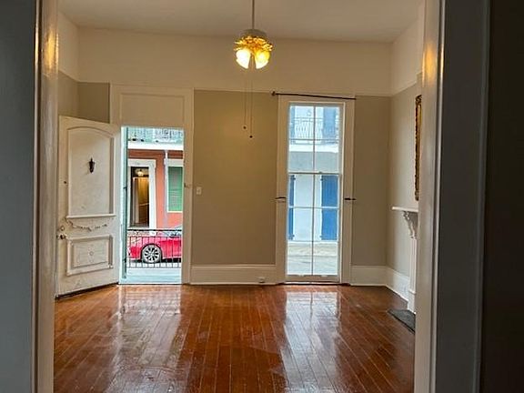 2nd image of 728 Ursulines Ave
