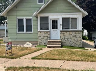 305 S, Prairie Du Chien, WI 53821