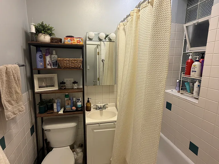 2308 W Rice St #1 — Photo 9