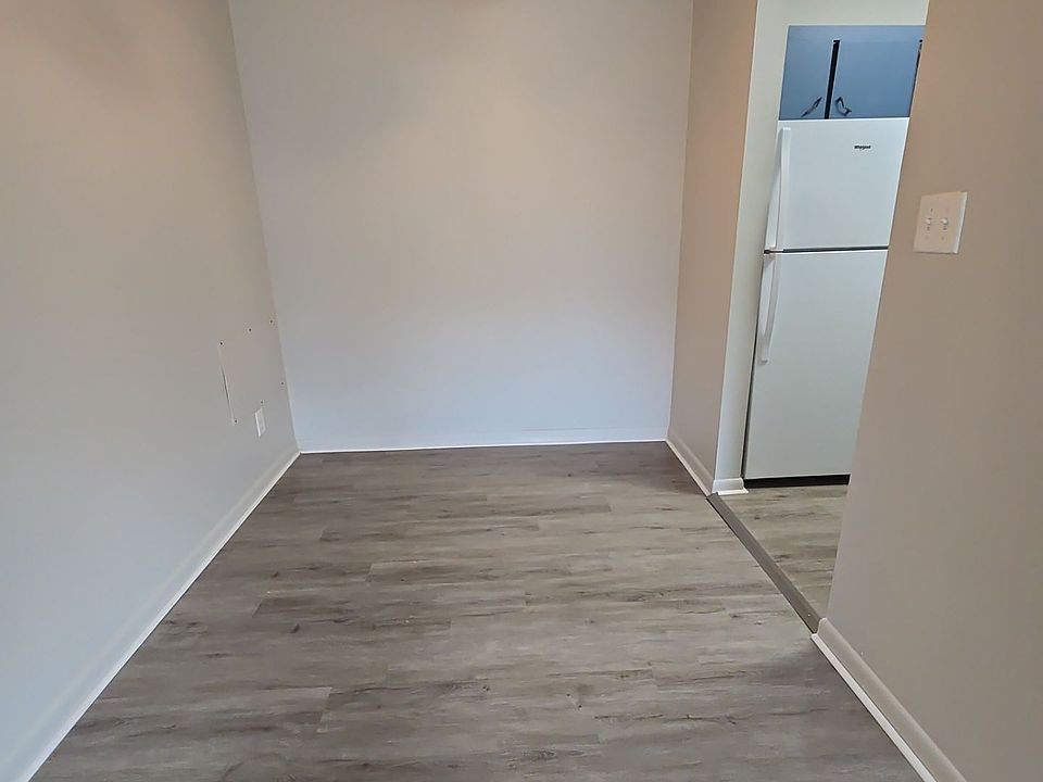 2nd image of 802 Ruth Ann Dr #22A