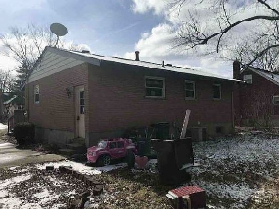 3rd image of 9752 Woodmill Ln