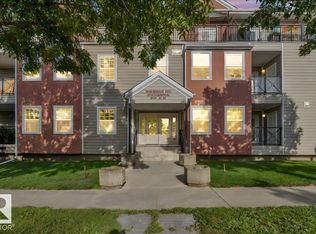 Cloverdale Hill, Edmonton, AB T6C 3S3