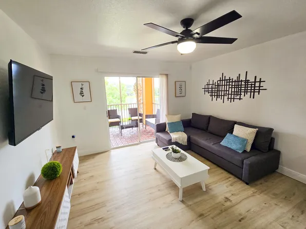 5431 Vineland Rd #1211, Orlando, FL 32811