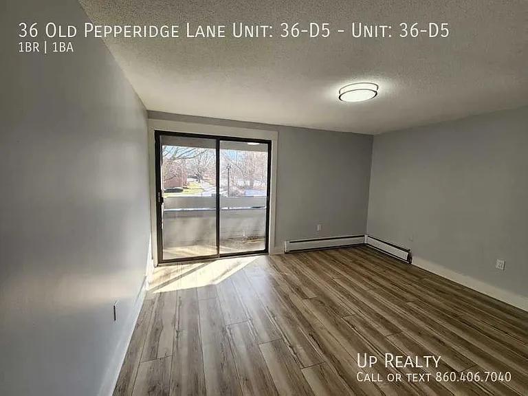 36 Old Pepperidge Ln #D5 — Photo 6