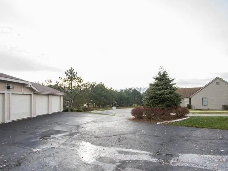 5615 Baronswood Cir #205 — Photo 17