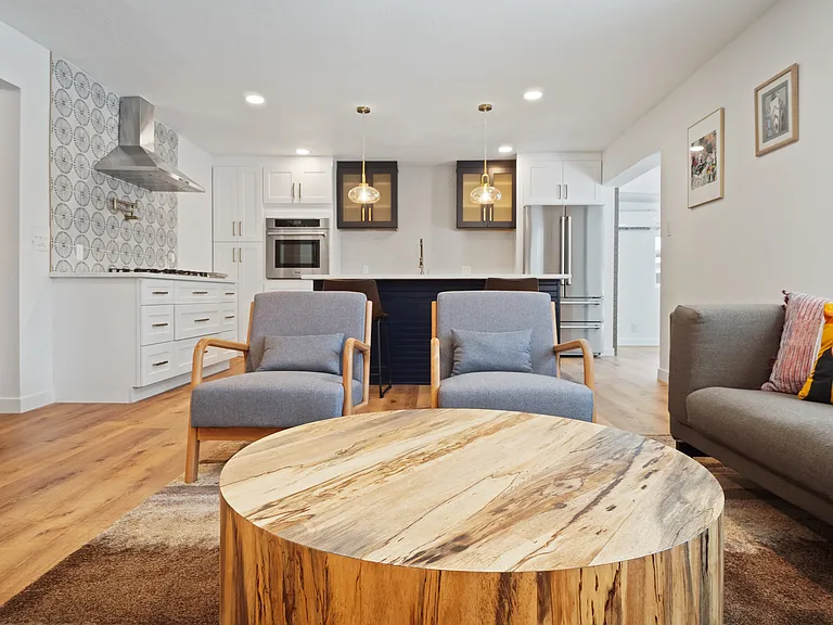 6050 E Alameda Ave — Photo 2