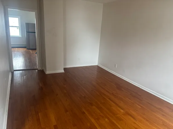 416 Admiral St Unit 1, Providence, RI 02908