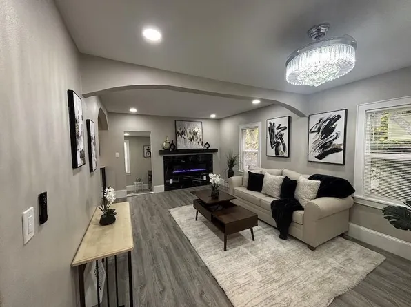 4265 N 39th St, Milwaukee, WI 53216