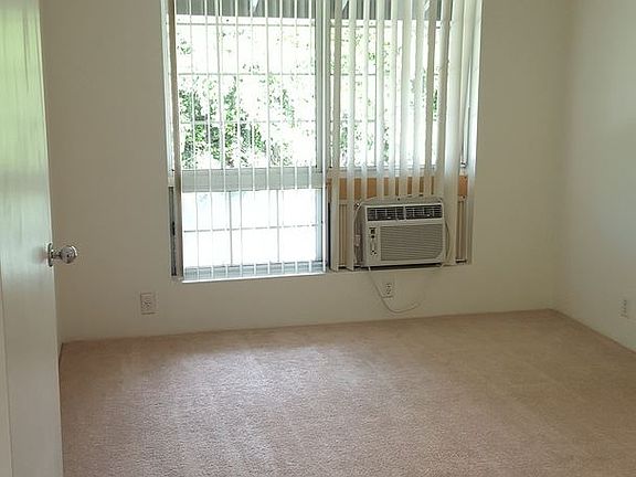 5th image of 441 Mananai Pl APT W