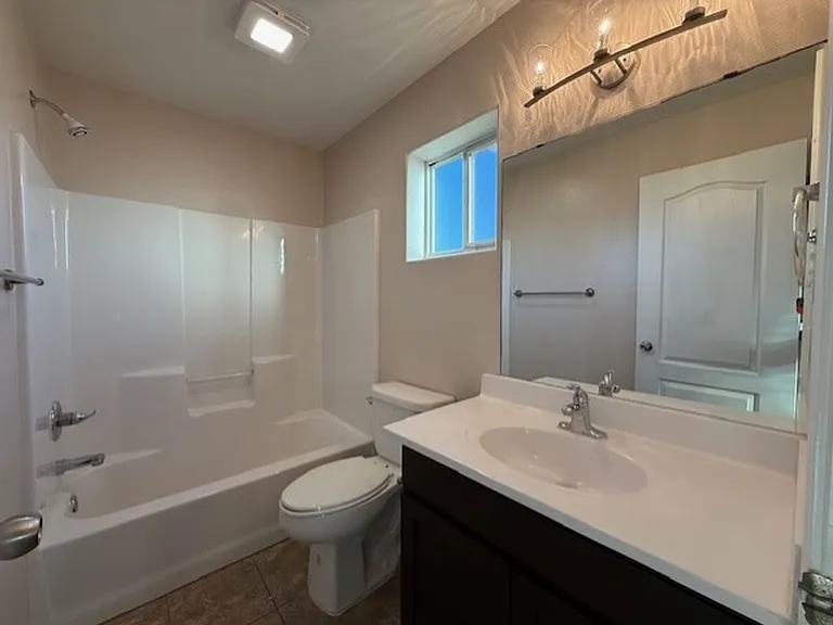 2521 La Parra Ln — Photo 15