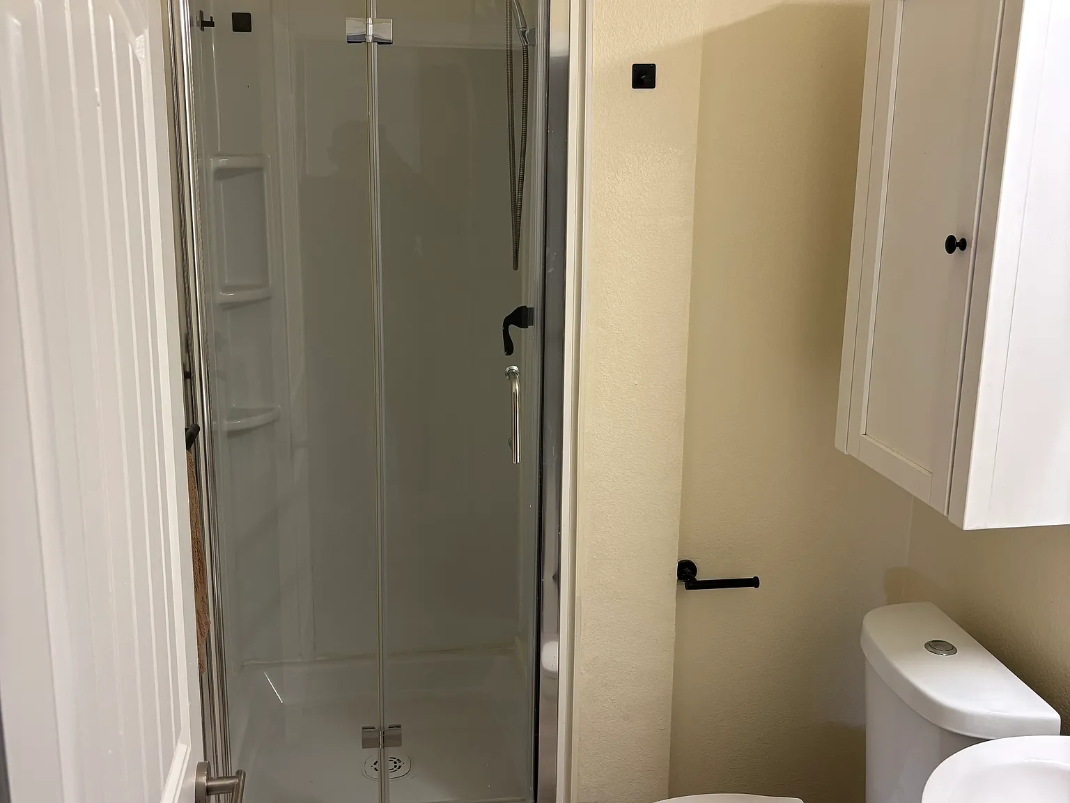 1 bed, 2696 sqft, $1,890 — Photo 2