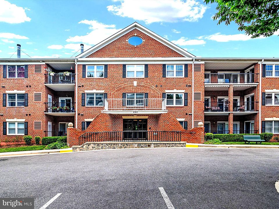 1st image of 803 Coxswain Way Unit 304