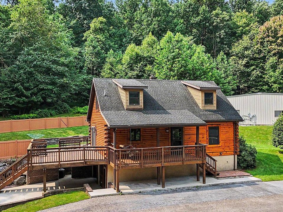 1st image of 206 McCorkel Rd
