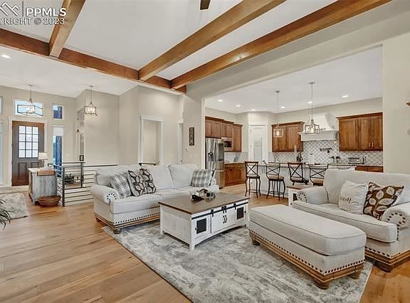 4th image of 14030 Gleneagle Dr