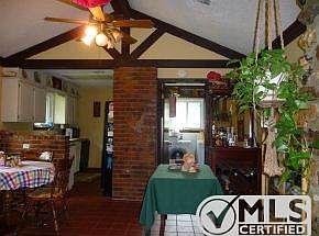 Large breakfast area