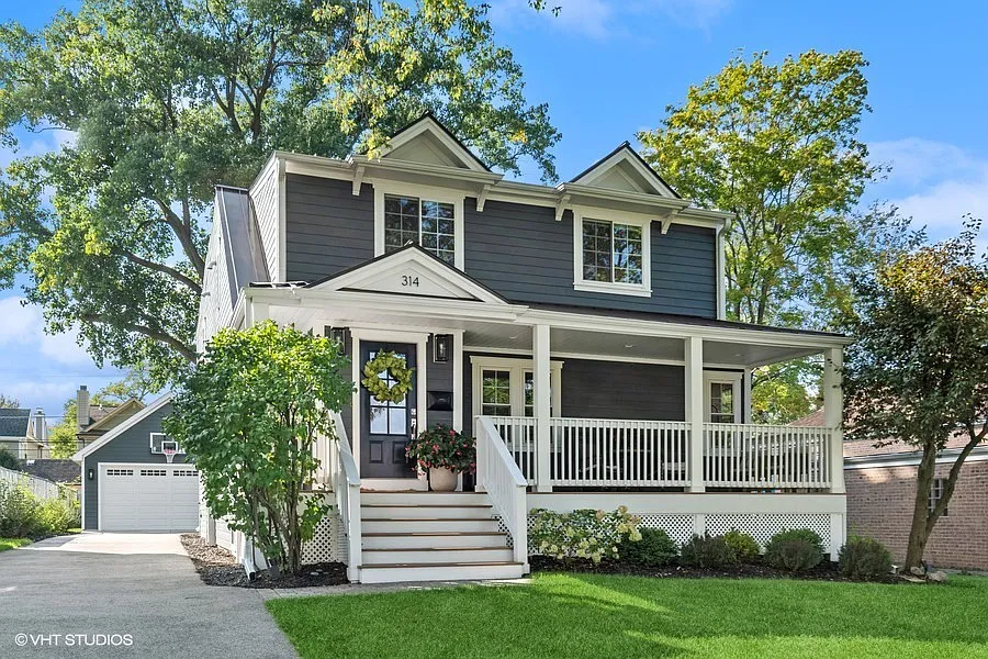 314 Montgomery Ln photo 1
