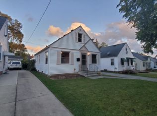 4348 W 57th St, Cleveland, OH