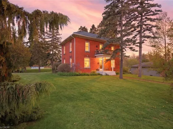 988 Ireland Rd, Norfolk County, ON N3Y 4K2