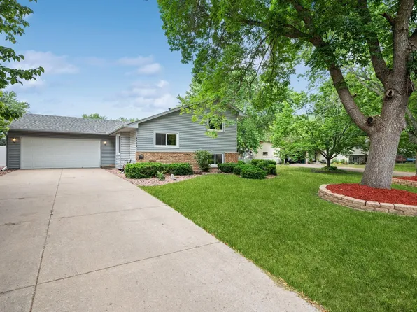 4116 78th Ave N, Brooklyn Park, MN 55443