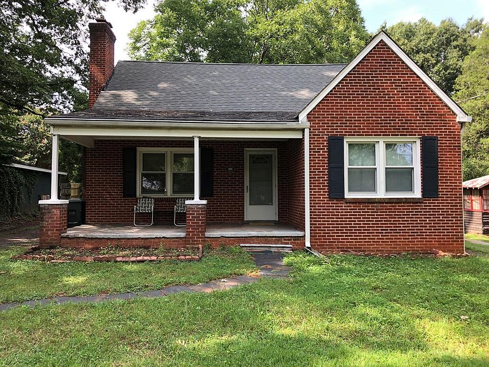 1st image of 373 Oakleigh Ave