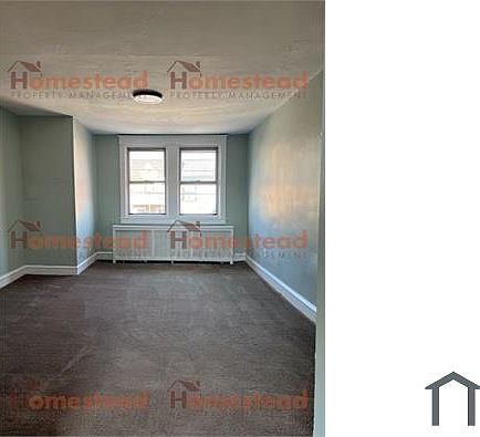 2nd image of 207 Long Ln APT B
