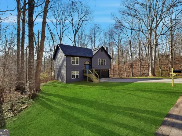 3260 Navajo Cir, Gainesville, GA 30501