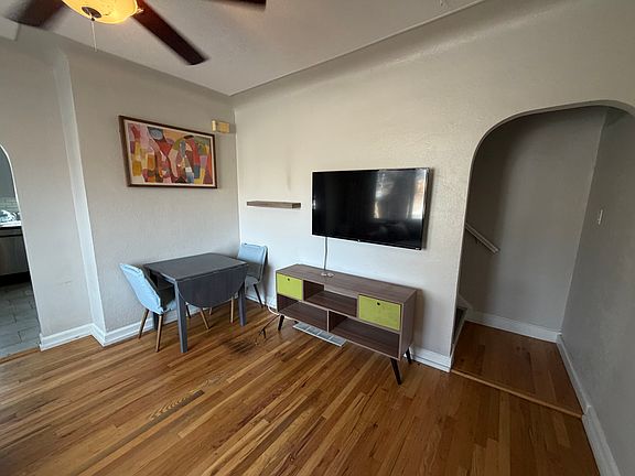 5th image of 2435 Osceola St #A