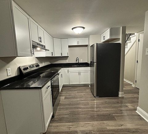 2nd image of 1624 W Morgan Ave #1634