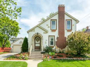 105 E Hickory St, Lombard, IL