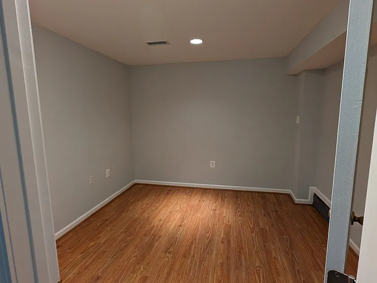 12587 Cricket Ln #BASEMENT — Photo 9