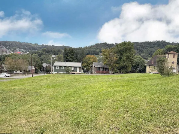 Lots 376 & 377 Thayer St, Grafton, WV 26354