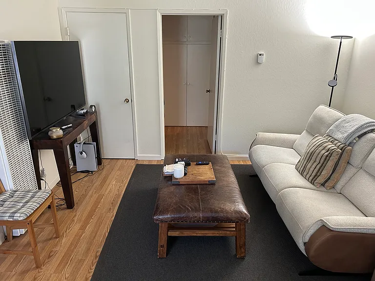 160 Towne Ter #2 — Photo 6