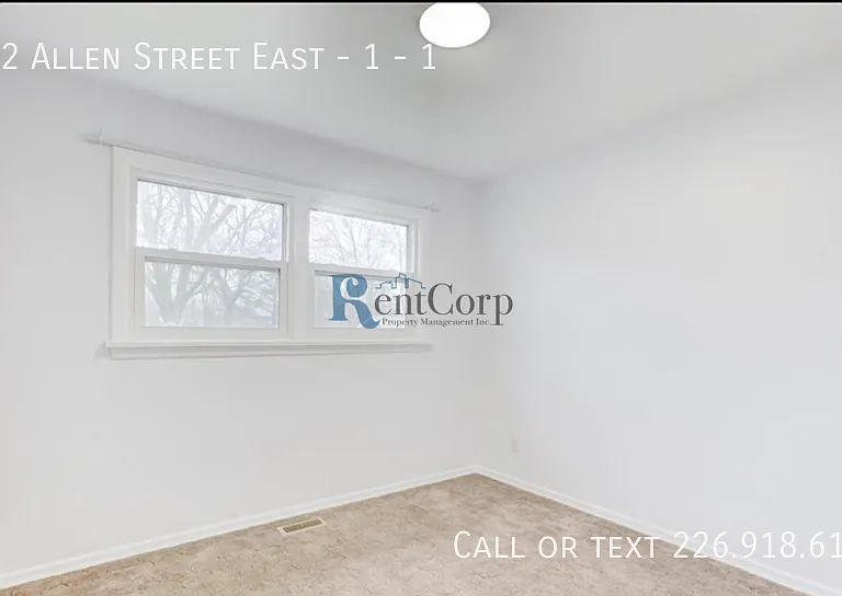 212 Allen St E #1 — Photo 11