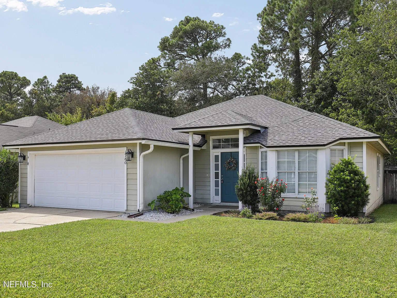 3 bed, 2.0 bath, 1480 sqft, $2,200 — Photo 3