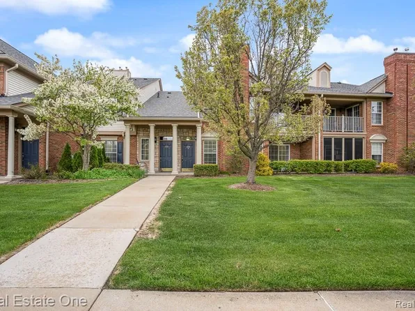 3544 Oakmonte Blvd, Oakland Township, MI 48306