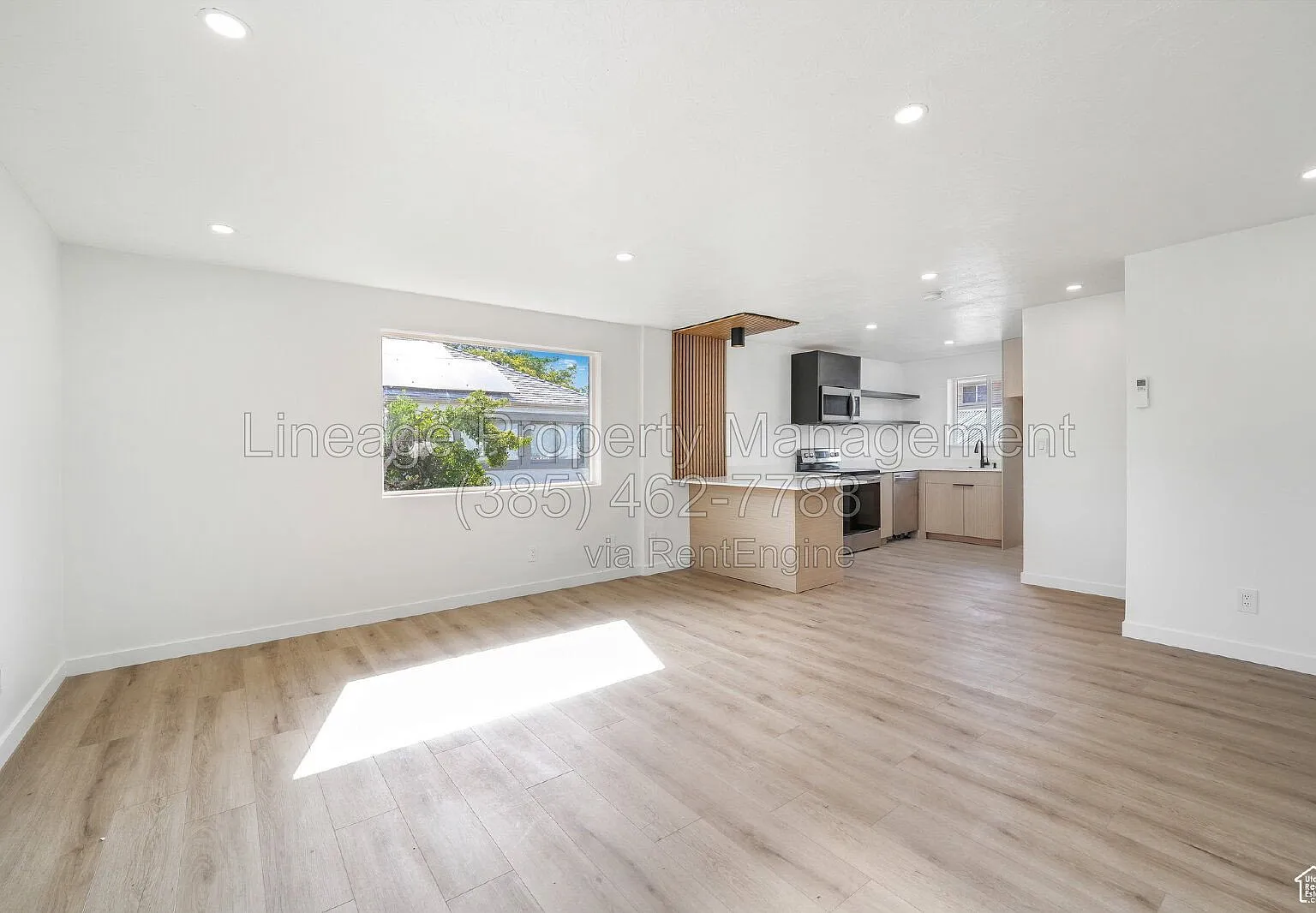 2 bed, 1.0 bath, 860 sqft, $1,800 — Photo 2