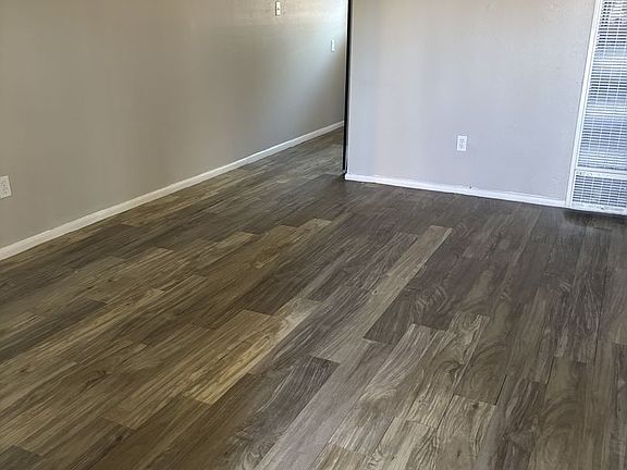4th image of 3114-3314 3320th St N #66