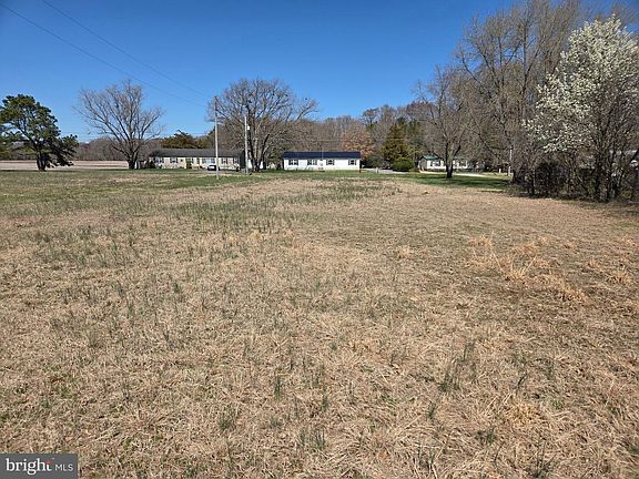 4th image of Three Bridges Rd