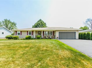 72 Red Rock Cir, Rochester, NY 14626